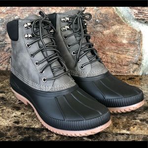 Tommy Hilfiger Men's Colins 2 Waterproof Duck Boots Gray Size 12 M